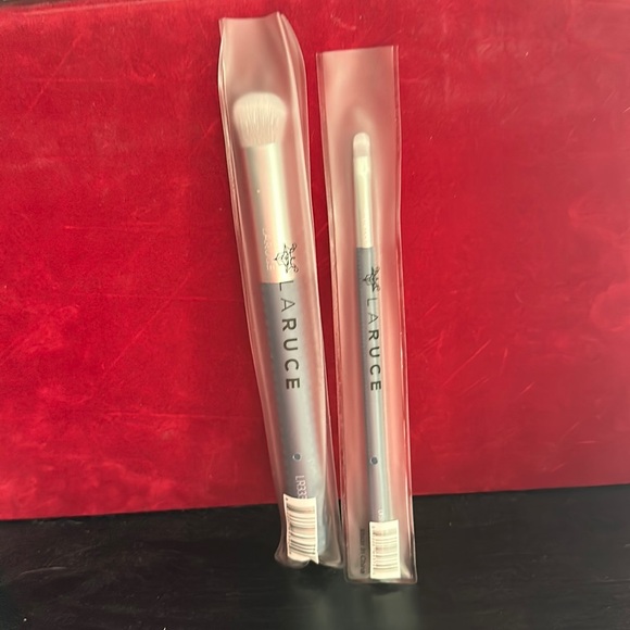 laruce Other - Laruce brush duo